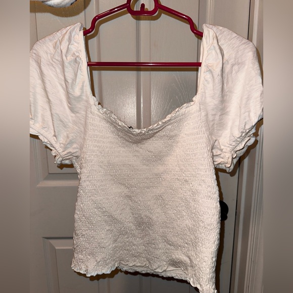 Juniors American Eagle White Top-Elastic Short Cap Like Sleeves Size M - Picture 2 of 2